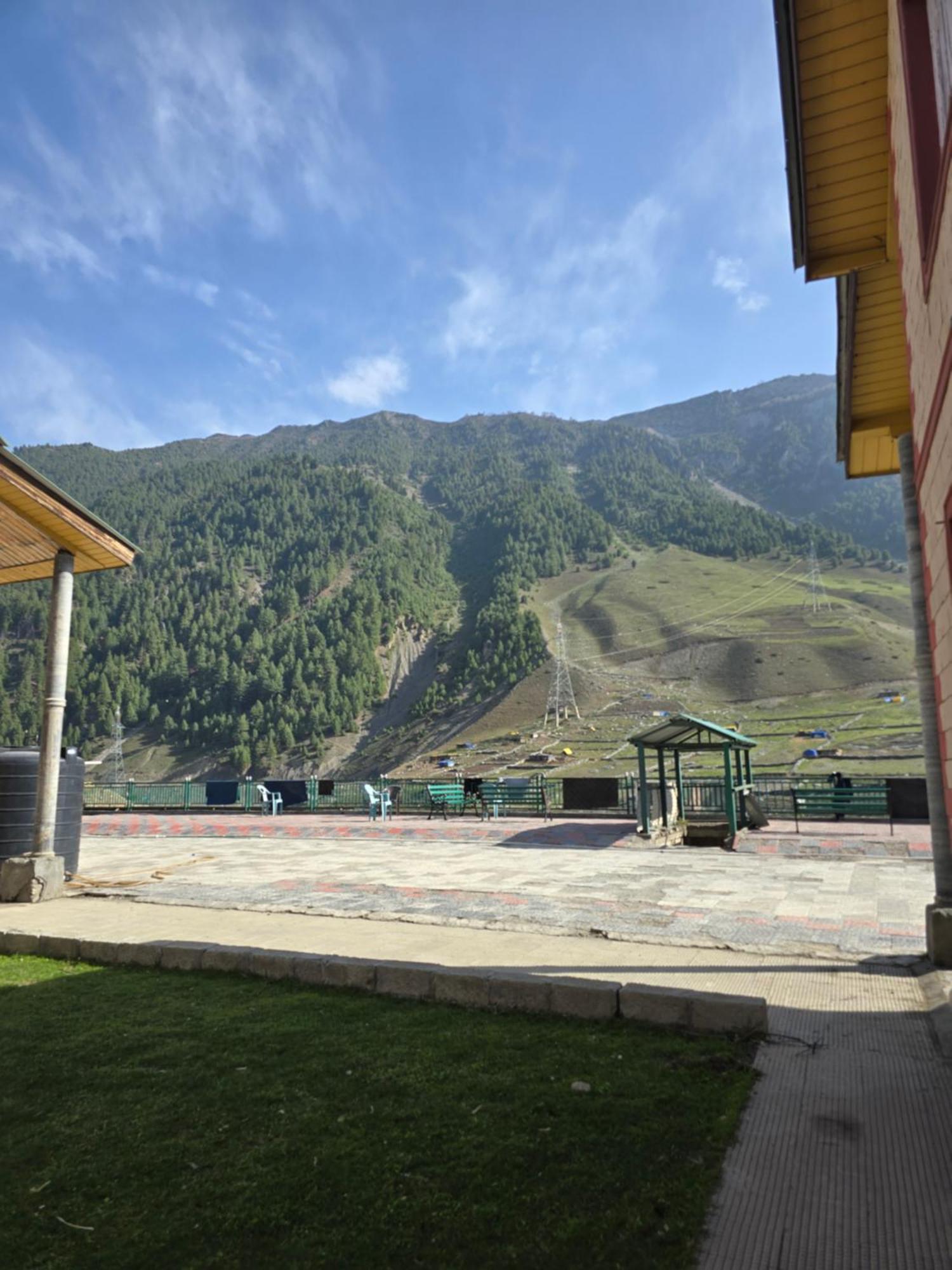 Hotel Barzman Sonāmarg Εξωτερικό φωτογραφία
