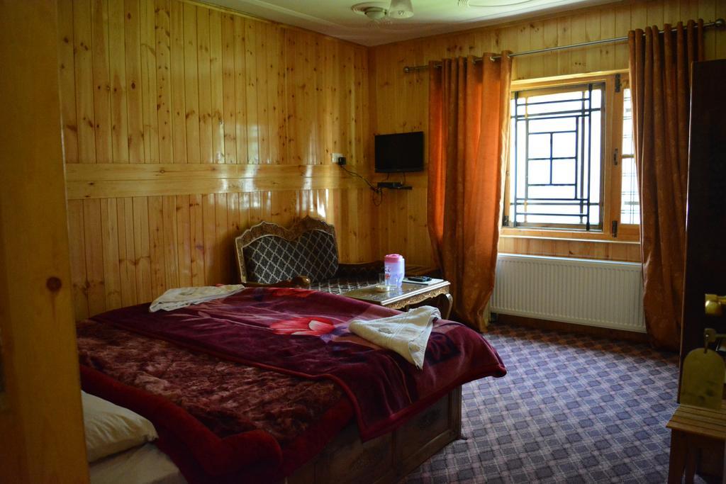 Hotel Barzman Sonāmarg Εξωτερικό φωτογραφία