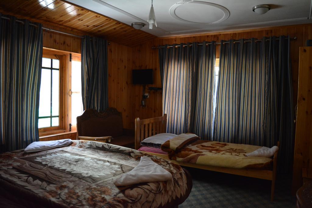 Hotel Barzman Sonāmarg Εξωτερικό φωτογραφία
